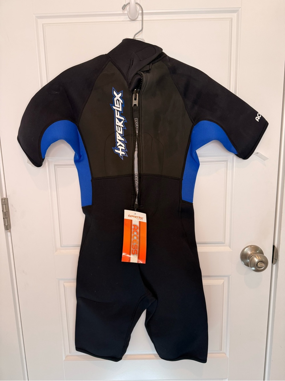 Hyperflex Junior's ACCESS Wetsuit - Back Zip Black & Light Blue - Size 14 Nwt